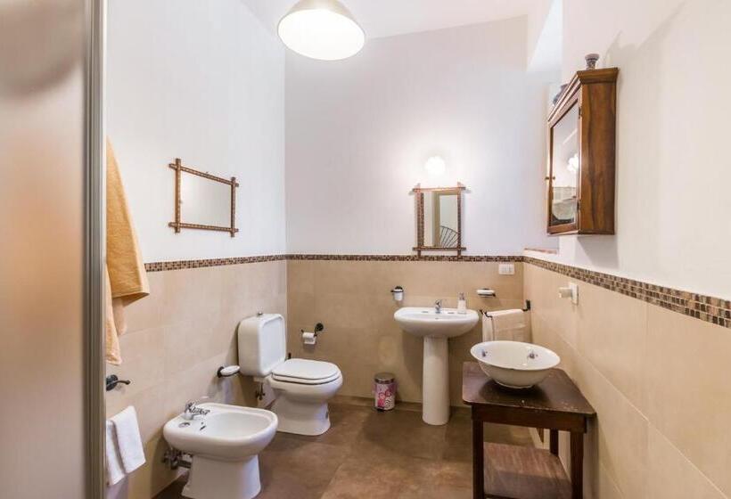 آپارتمان 2 خوابه, B&b La Casa Di Pippinitto