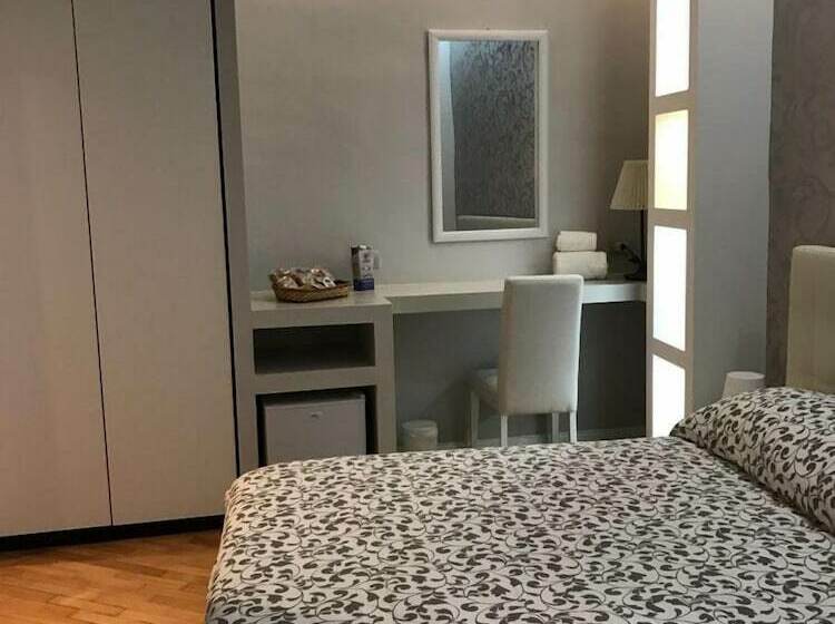 اتاق لوکس, Petros Room Camere