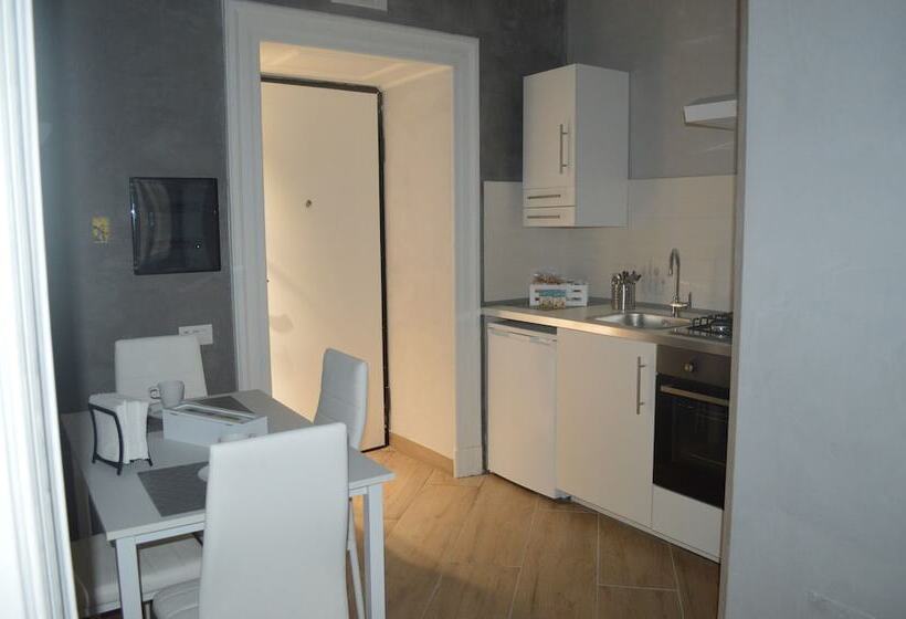 اتاق راحتی, Petros Room Camere
