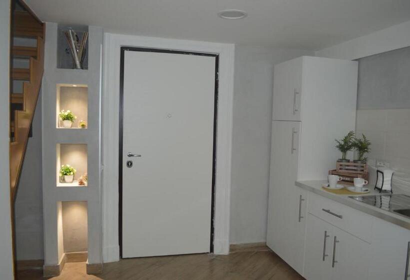 اتاق استاندارد, Petros Room Camere