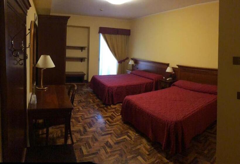 Номер Стандарт 2 Двуспальные Кровати, Albergo Ristorante Uliveto