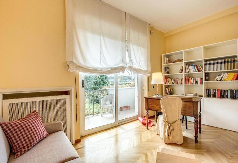 스위트 킹사이즈 침대, La Gaura Guest House