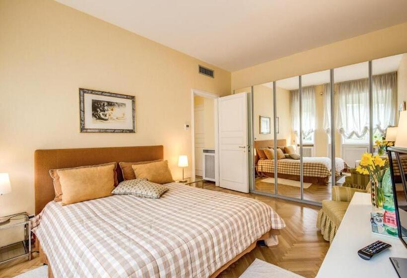 스위트 킹사이즈 침대, La Gaura Guest House