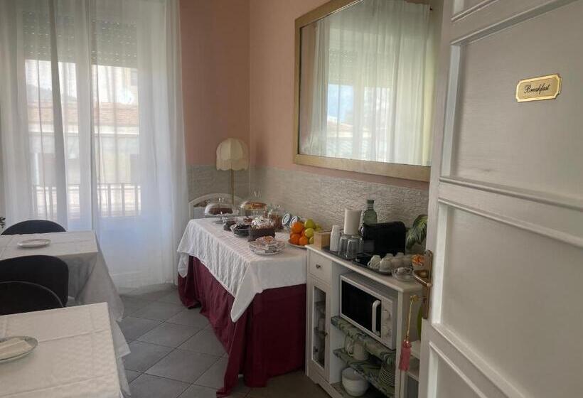 اتاق لوکس با بالکن, La Terrazza Su Palermo