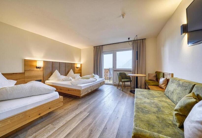 Номер Стандарт Трехместный, Family Hotel Gutenberg