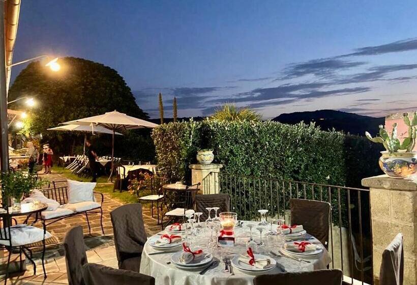 Номер Стандарт, Borgo Nocchiara