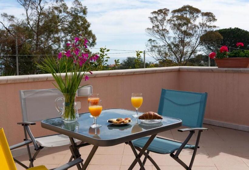 اتاق استاندارد با چشم‌انداز دریا, B&b Villa Nella