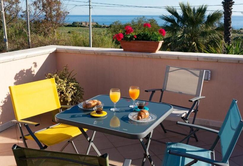 اتاق استاندارد با چشم‌انداز دریا, B&b Villa Nella