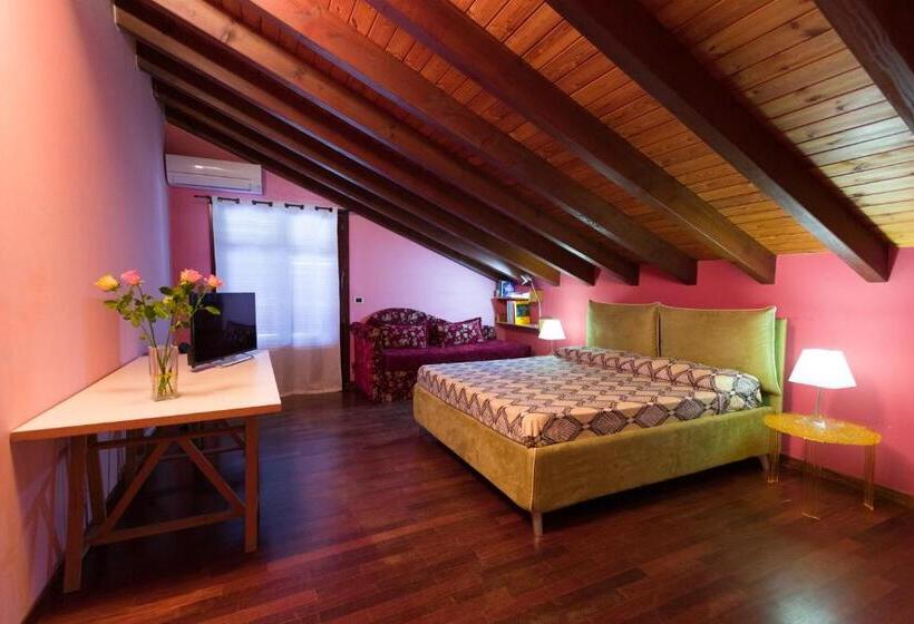 اتاق استاندارد با چشم‌انداز دریا, B&b Villa Nella