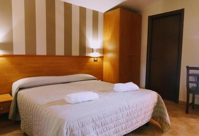 Номер Стандарт, Piscina La Suite