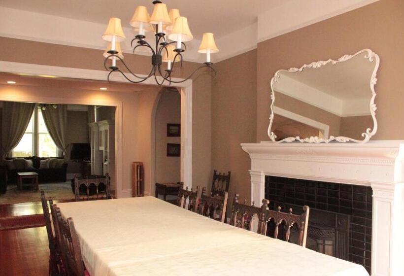 Family Suite, Robert Porter House Inn