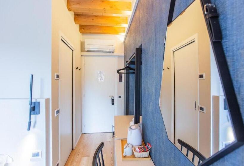 Номер Стандарт Индивидуальный, Albergo Del Sole