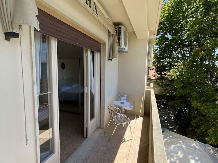 Номер Стандарт Трехместный, Naviglio