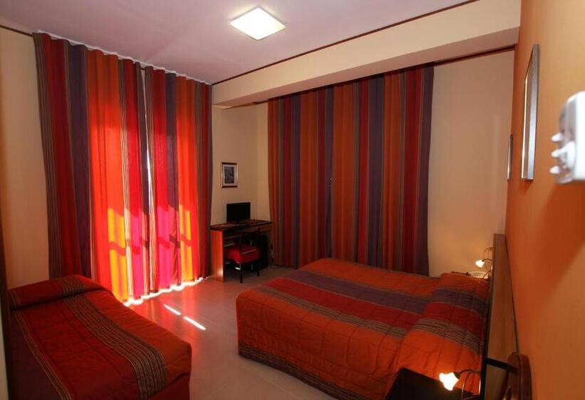 Номер Стандарт Трехместный, Naxos B&b