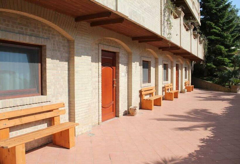 Номер Стандарт, Il Portico Luxury B&b