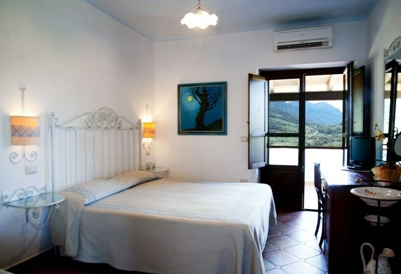 اتاق استاندارد با چشم‌انداز باغ, Turismo Rurale Belvedere Pradonos