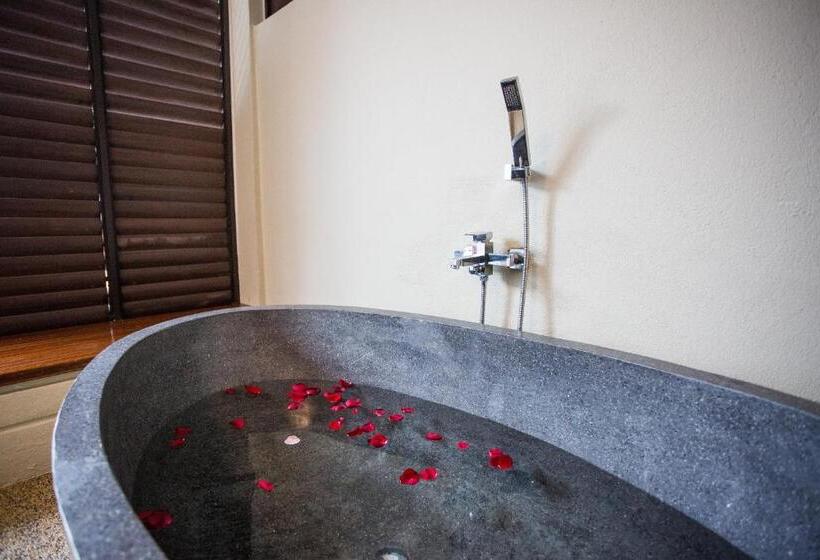 Romantic Room, Sand & Sandals Desaru Beach Resort & Spa