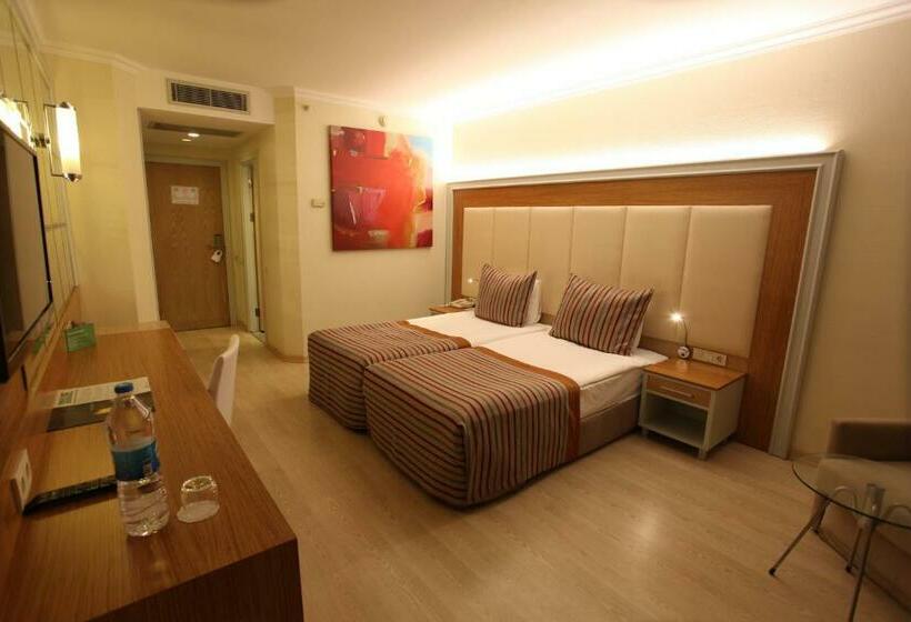 اتاق استاندارد, Aqi Pegasos Resort