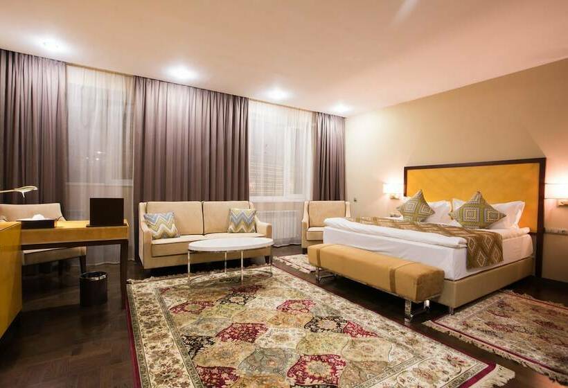 سوییت جونیور, Best Western Plus Astana