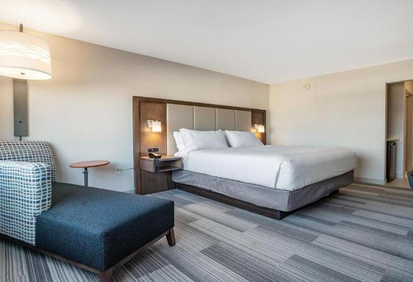 Люкс Адаптированный для Инвалидов, Holiday Inn Express & Suites Platteville, An Ihg