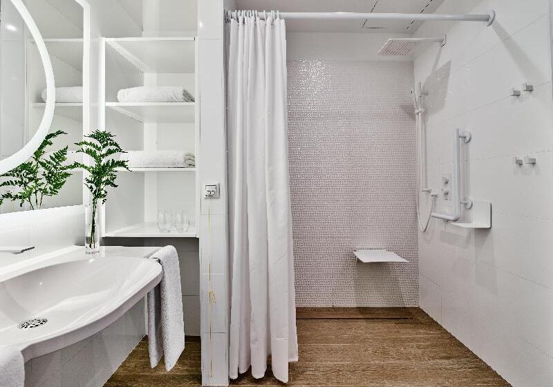 Номер Стандарт Адаптированный для Инвалидов, Indigo Warsaw Nowy świat, An Ihg