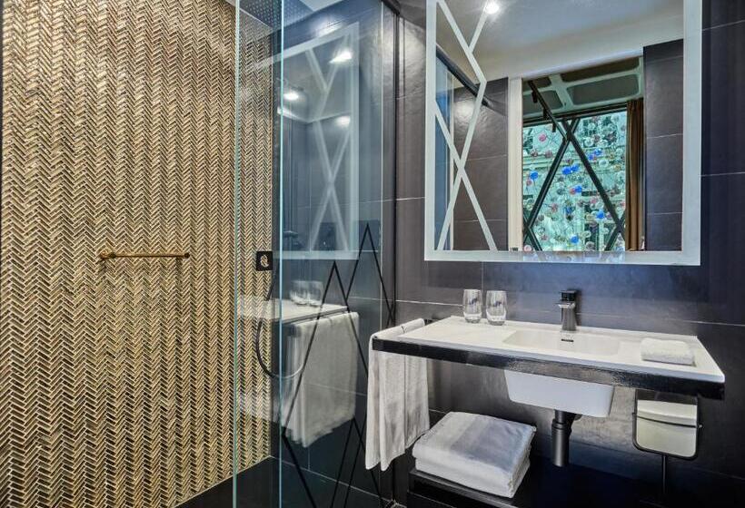 Люкс, Indigo Warsaw Nowy świat, An Ihg