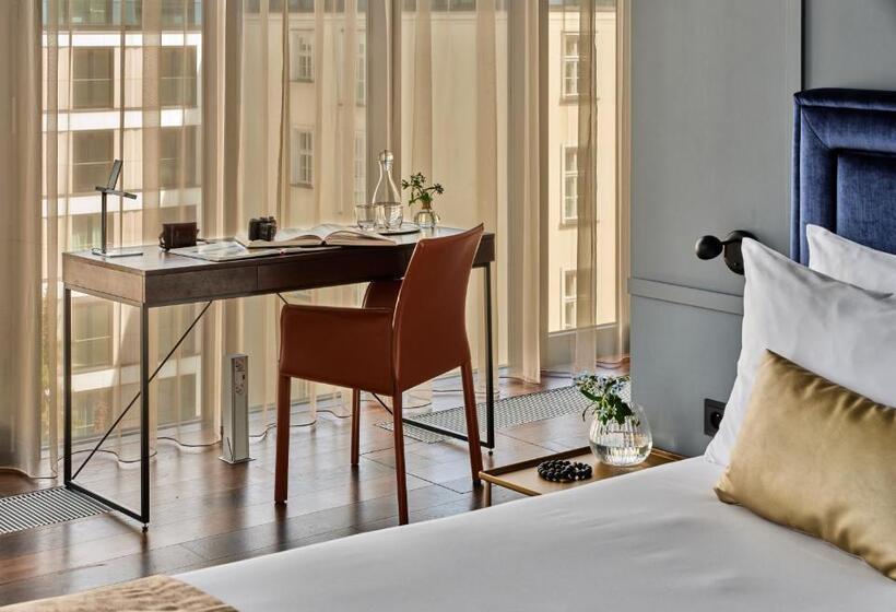 Люкс, Indigo Warsaw Nowy świat, An Ihg