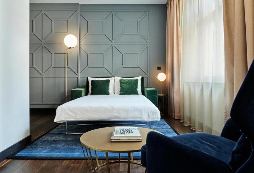 Люкс, Indigo Warsaw Nowy świat, An Ihg