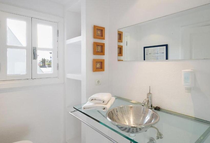 Апартаменты 2 Спальни Вид на Море, Casa Lola Y Elena   Playa Blanca, Lanzarote