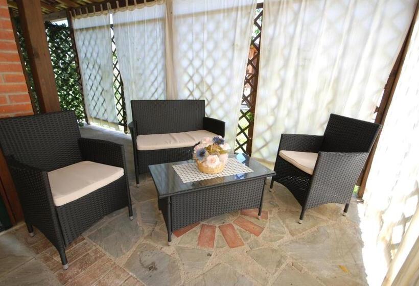 スタンダードスタジオ, Agriturismo San Giorgio
