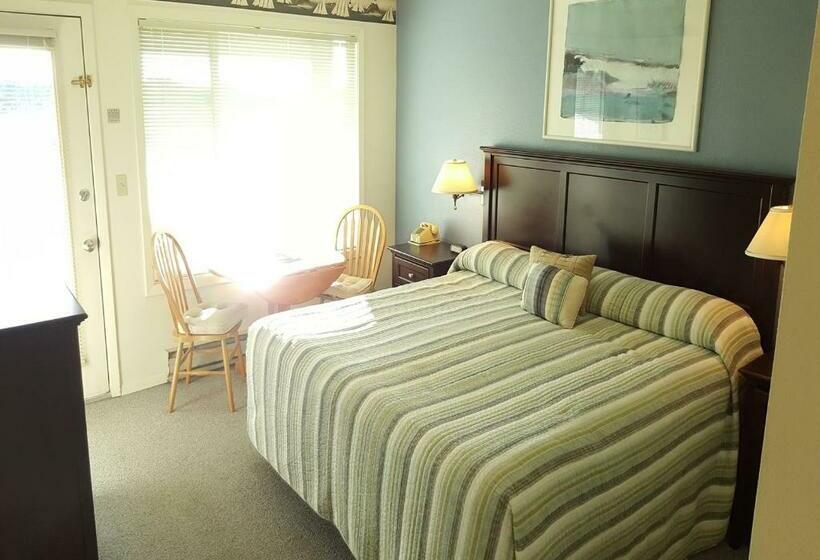 标准间, The Breakers Long Beach