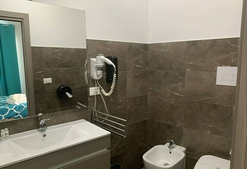Номер Стандарт, Residence R&b Tyrrhenum