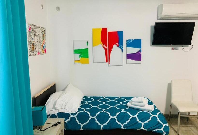 اتاق استاندارد سه نفره, Residence R&b Tyrrhenum