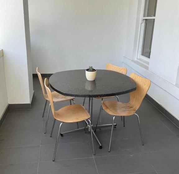 Студио Стандарт с Балконом, Argyle Accommodation