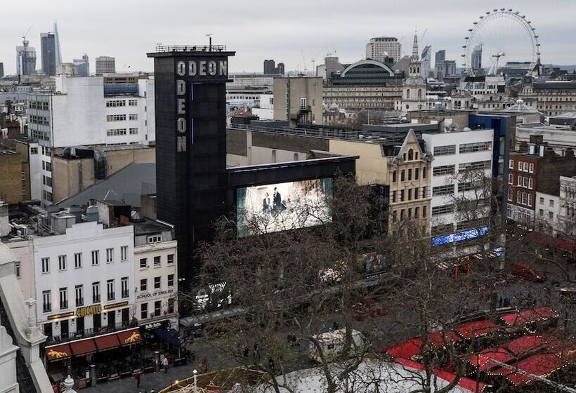 高级客房, Indigo London   1 Leicester Square, An Ihg