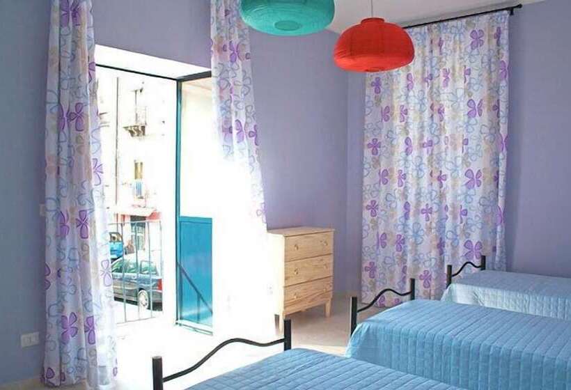 اتاق استاندارد سه نفره, City In Hostel B&b