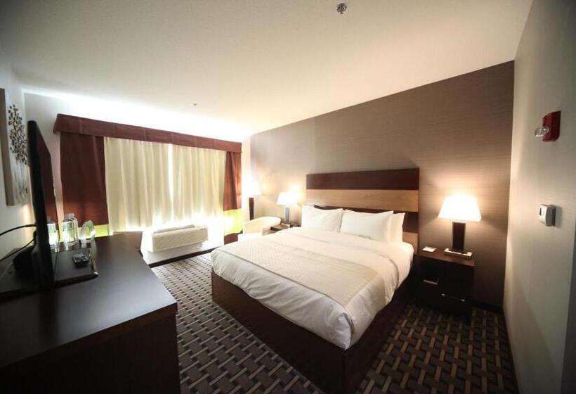 Номер Superior Кровать Кинг, Wyndham Garden Edmonton Airport