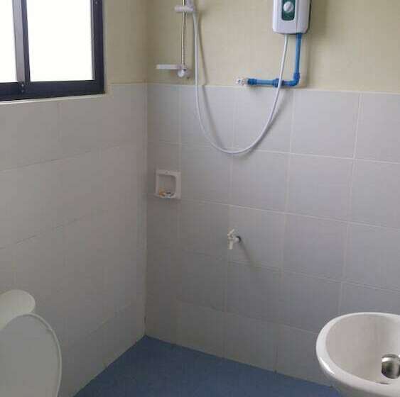 Quarto Estandar, Villa Almedilla Pension House