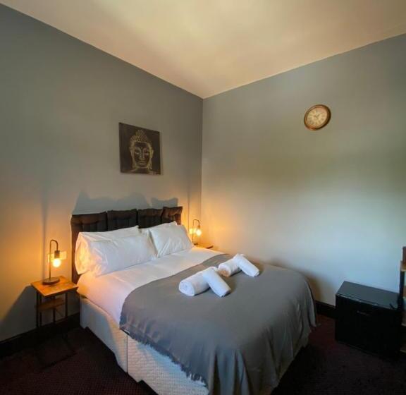 Номер Стандарт, Bay View Rooms At Mentone