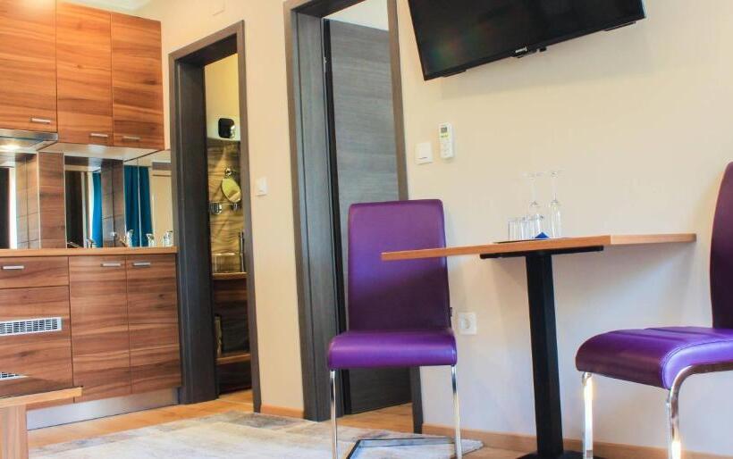 Апартаменты 1 Спальня с Террасой, Rooms Villa Oasiss