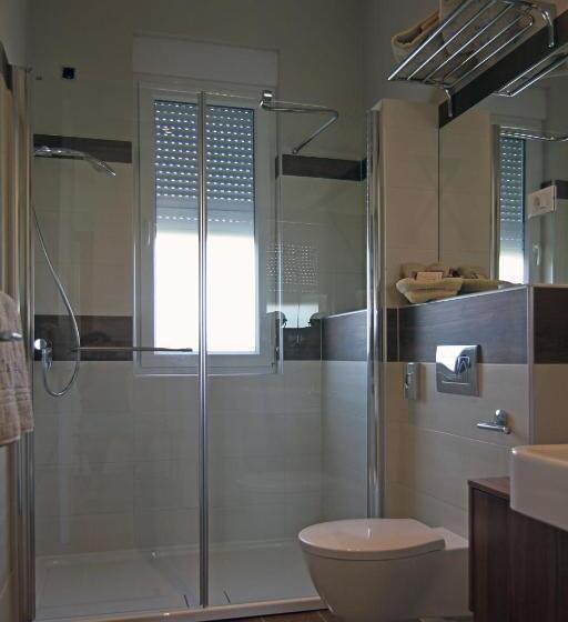 Номер Комфорт, Rooms Villa Oasiss