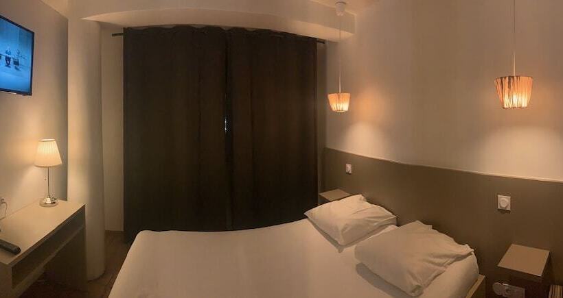 Номер Комфорт, Hôtel Saint Roch Montpellier
