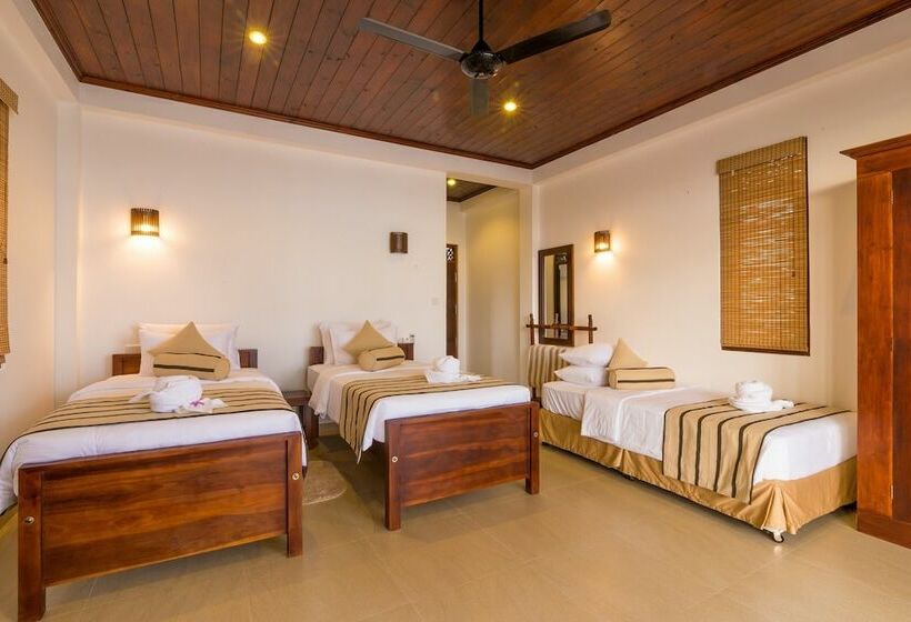 חדר דלוקס עם מרפסת נוף לים, Ananya Beach Resort