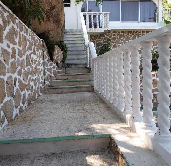 سوئیت 2 خوابه, Casa Costa Brava