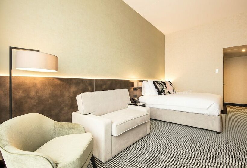 Quarto Triplo Superior, Monet Garden Hotel Amsterdam