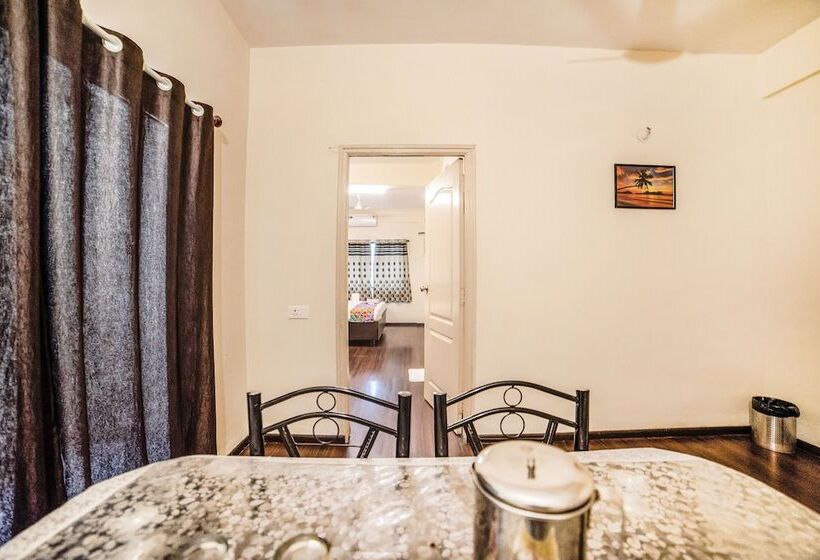 Номер Deluxe, Fabhotel East Field Homes   Nr Airport Road