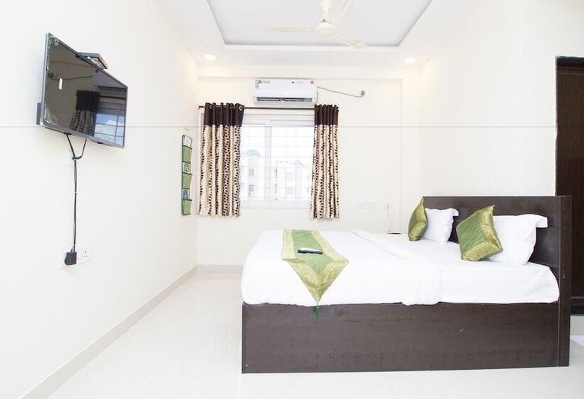 Habitación Deluxe, Treebo Midtown