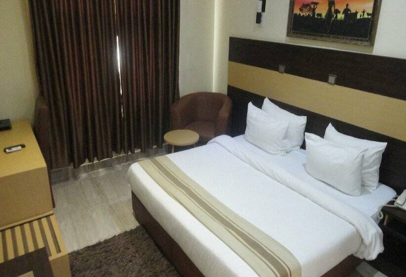 اتاق لوکس, Caesar S Court Hotel And Suites