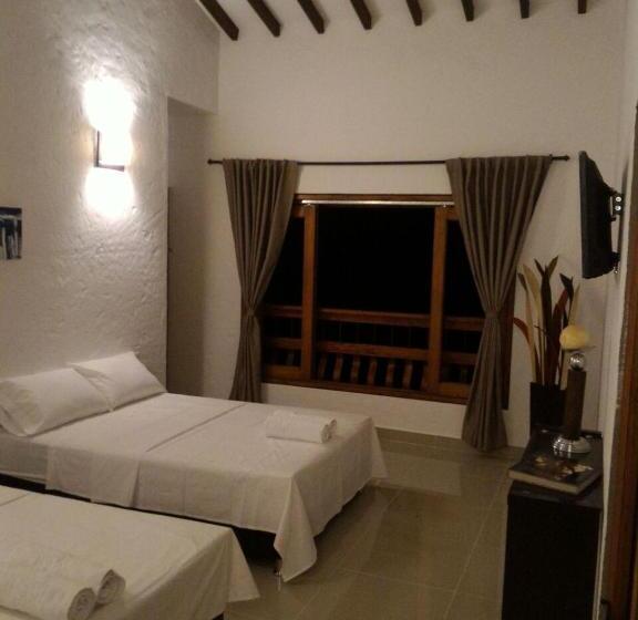 Номер Стандарт Трехместный, Finca Hotel Guali Santafe