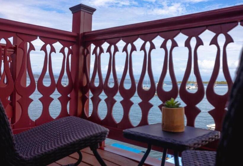 غرفة قياسية مطلّة علي البحر, Divers Paradise Boutique